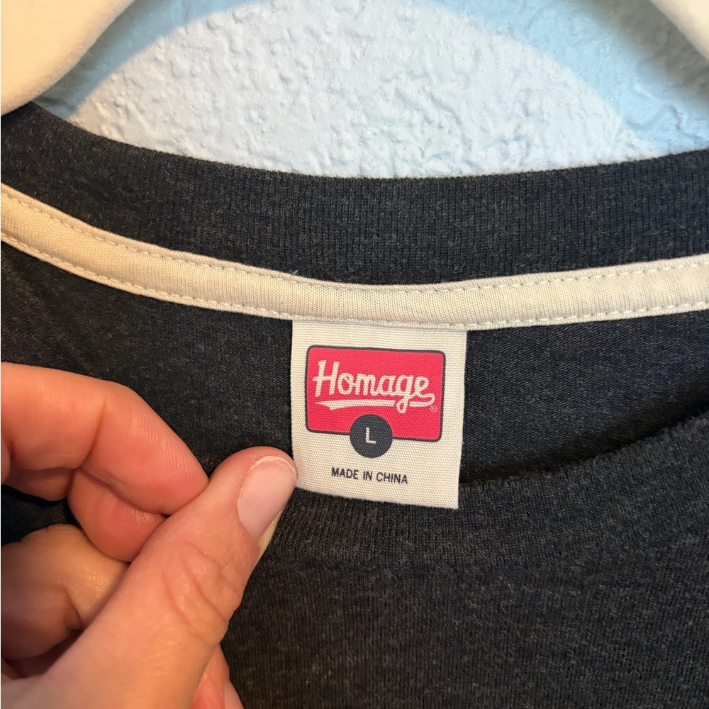 HOMAGE Black T-Shirt with Graphic Wendy’s - Picture 2 of 3